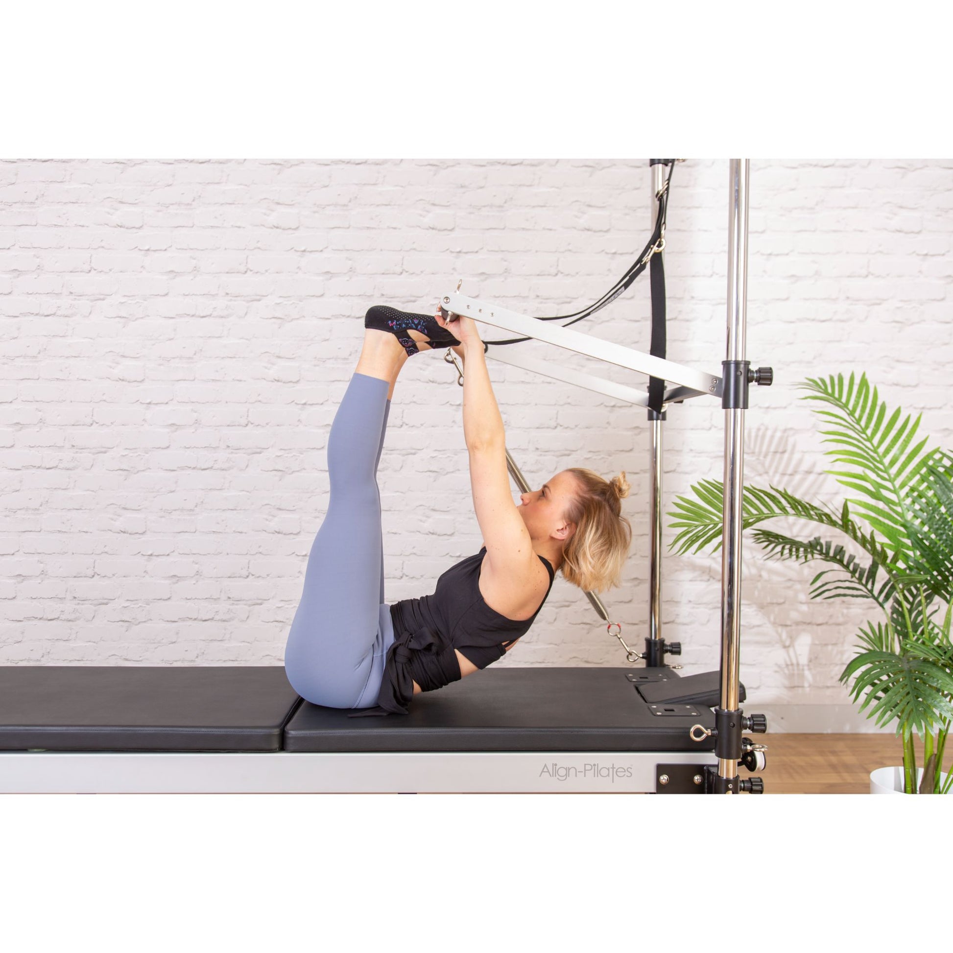 C8-S Pro Reformer by Align Pilates